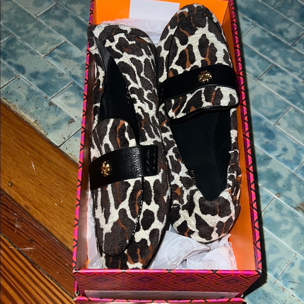Tory Burch Black and Brown Flats